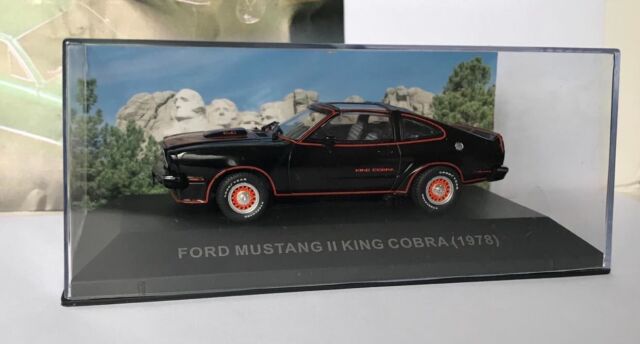 Altaya 1/43 Ford Mustang SVT Cobra R 2000 N°55 Collection + Fascicule