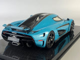 Koenigsegg Regera Pearl Blue + Showcase 1/18 FRONTIART F079-170