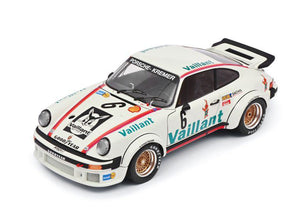 Porsche 911 934 3.0L Turbo Team Vaillant Kremer 1976 1/18 SCHUCO 450060200