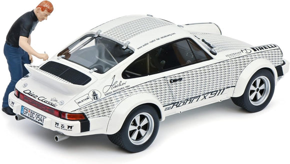Porsche 911 Coupé With Figurine Water Rohrl 1/18 SCHUCO 450024900