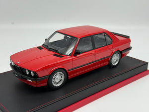 [ Pré-commande ] BMW M5E28 1986 Red 1/18 AB