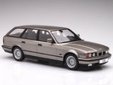 BMW 530i Touring E34 1989 1/18 MCG 18330