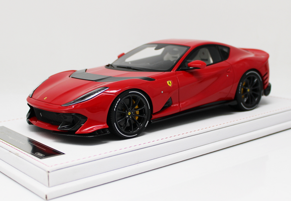 Ferrari 812 Competizione Red 1/18 GL