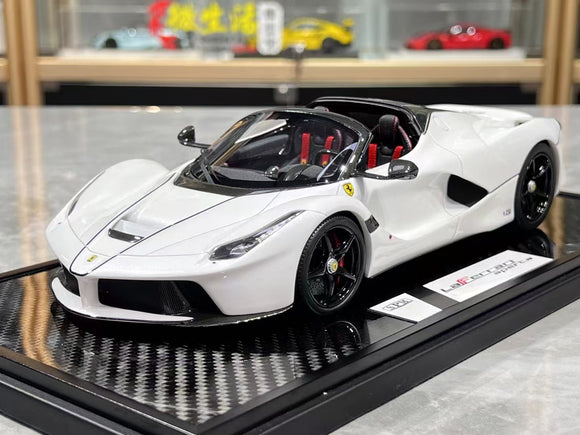 Ferrari LaFerrari Aperta White 1/18 SPM
