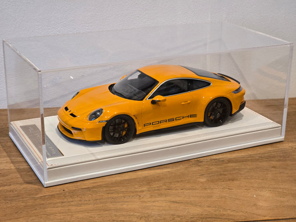 Porsche 911 (992) S/T Orange 1/18 IVY