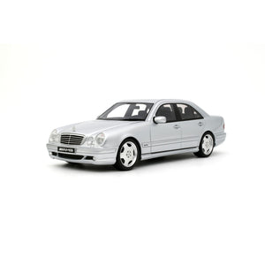 Mercedes-Benz E55 AMG W210 Brilliant Silver 744 2001 1/18 OTTOMOBILE OT459