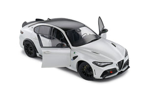 Alfa Roméo Giulia GTA White 2022 1/18 SOLIDO S1806903