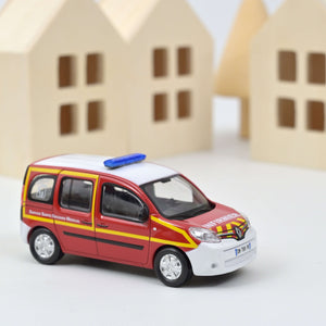 Renault Kangoo " Pompiers - Infirmier SSSM " 1/43 NOREV 511379